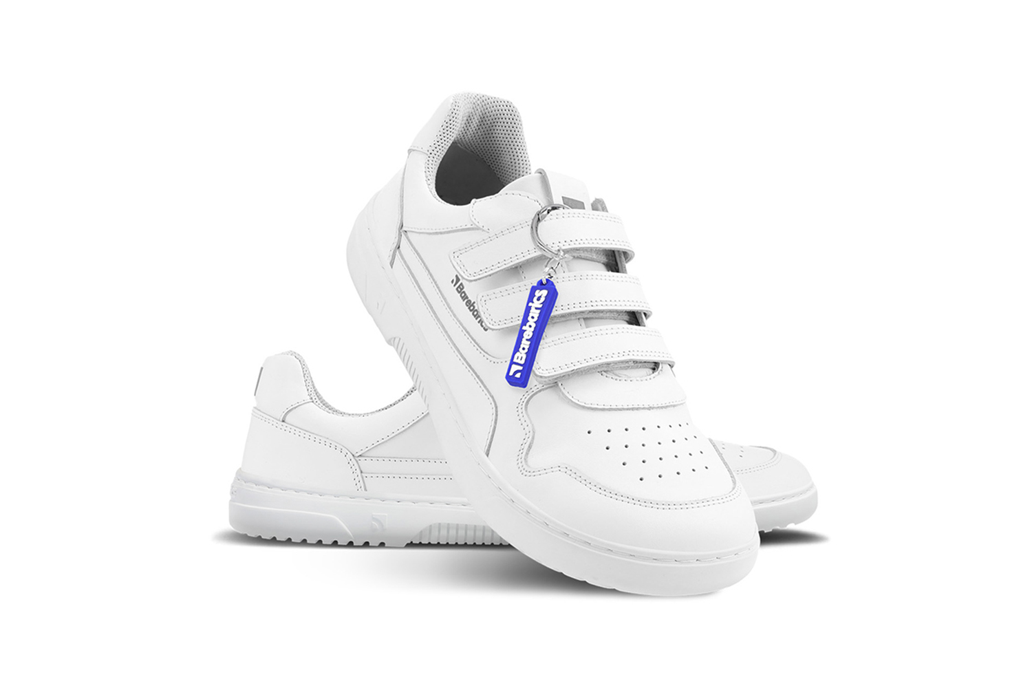 Barefoot tenisky Barebarics Zing Velcro - All White - Leather.
Anatomický tvar - Topánka rešpektuje tvar chodidiel.
Viac info
vychádzková obuvmoderný mestský dizajnnavrhnuté a ručne vyrobené v Európskej úniivynikajúca odolnosť a farebná stálosť materiálovdostupné v číslach: 36 - 47 (podľa európskeho merania)