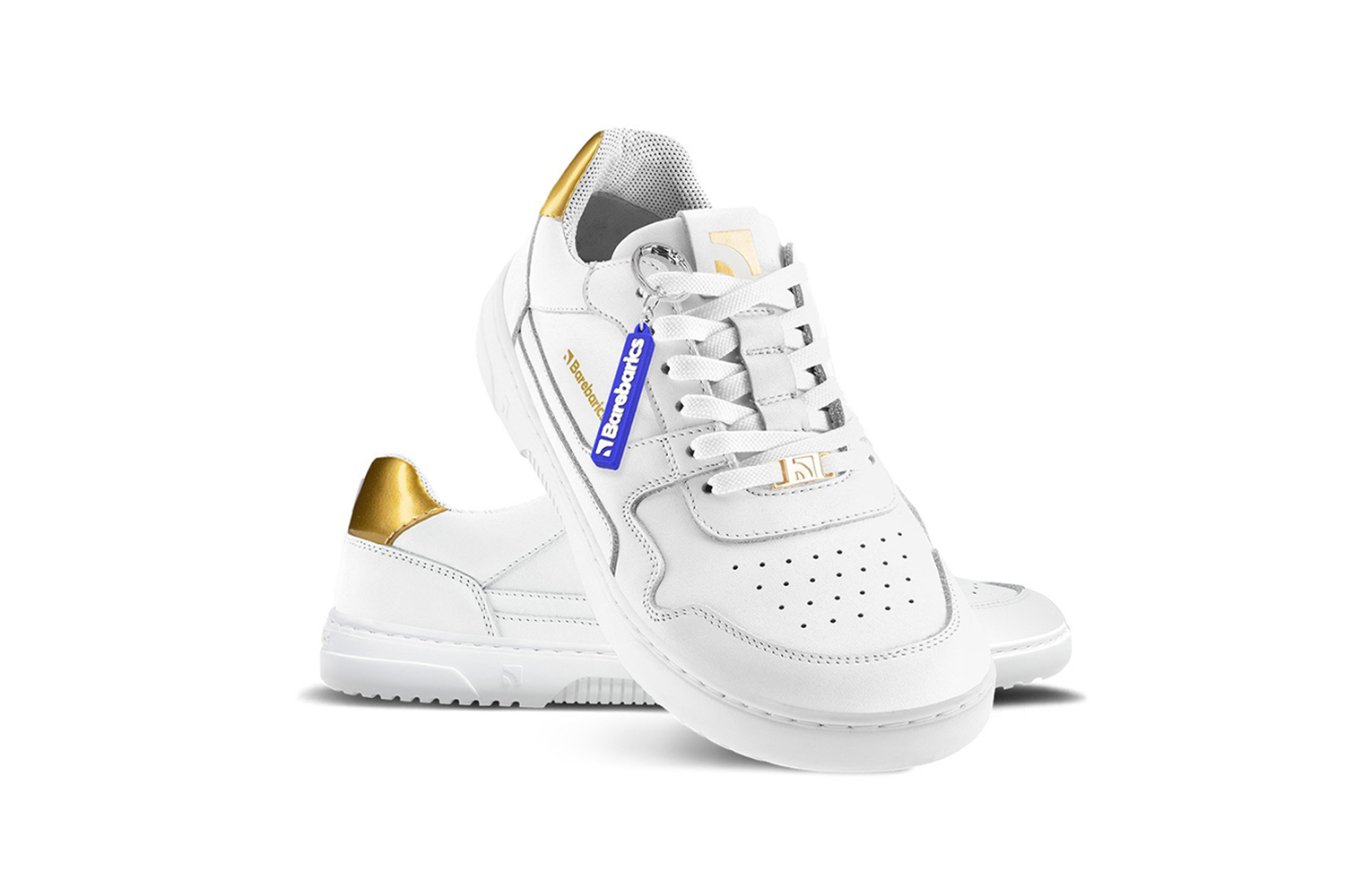 Barefoot tenisky Barebarics Zing - White & Gold - Leather.
Anatomický tvar Teniska rešpektuje tvar chodidiel.
Viac info
vychádzková obuvmoderný mestský dizajnnavrhnuté a ručne vyrobené v Európskej únii, z lokálnych udržateľných materiálovvynikajúca odolnosť a farebná stálosť materiálovtechnológia Dermodry Coolmax® pre kontinuálny odvod vlhkostidostupné v číslach: 36 - 47 (podľa európskeho merania)